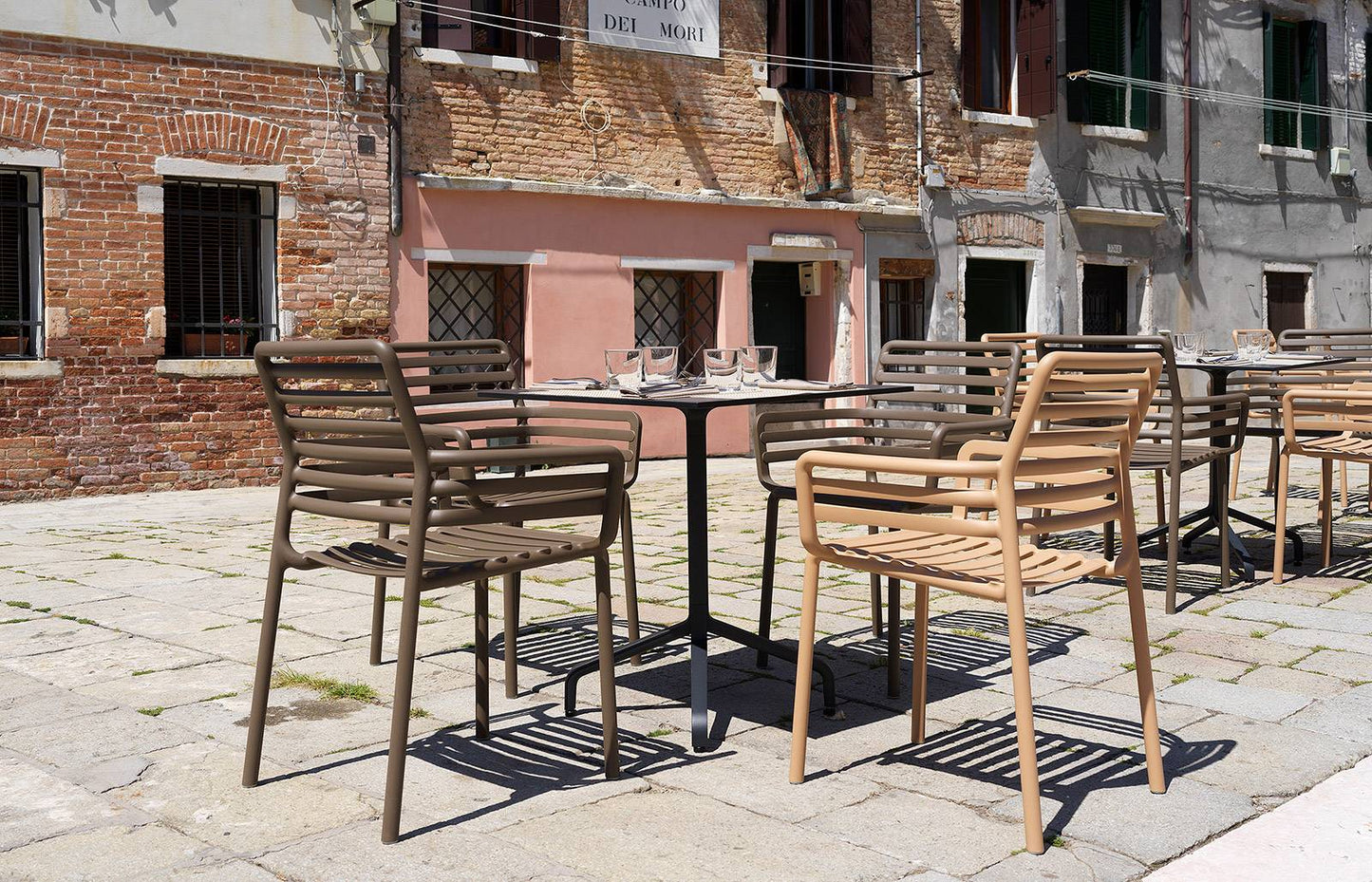 Sedia in resina con braccioli Doga Armchair Nardi Genco Outdoor