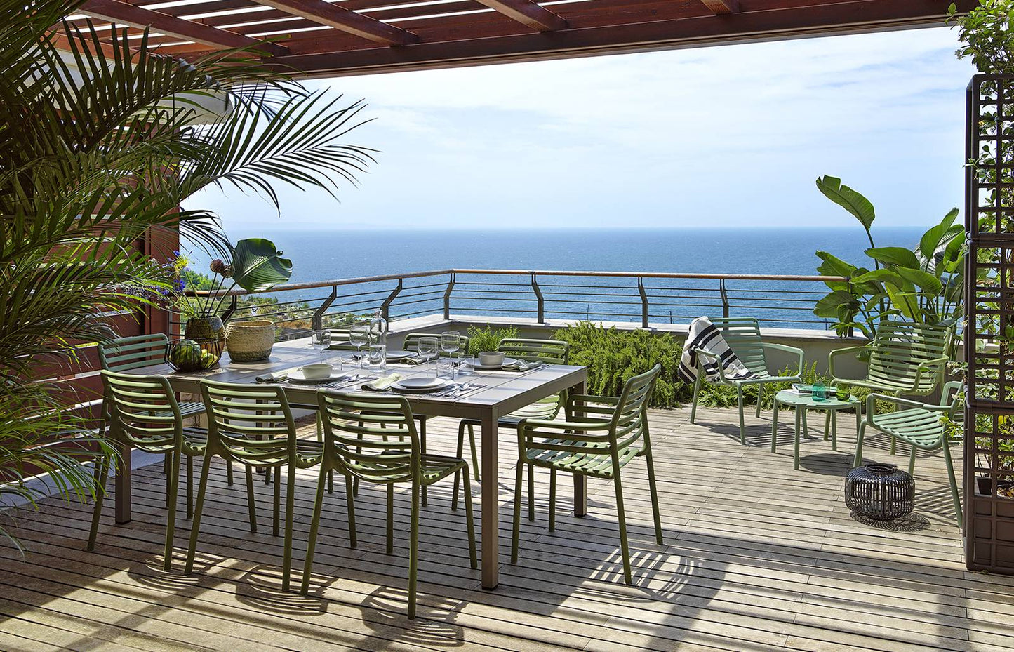 Sedia in resina con braccioli Doga Armchair Nardi Genco Outdoor