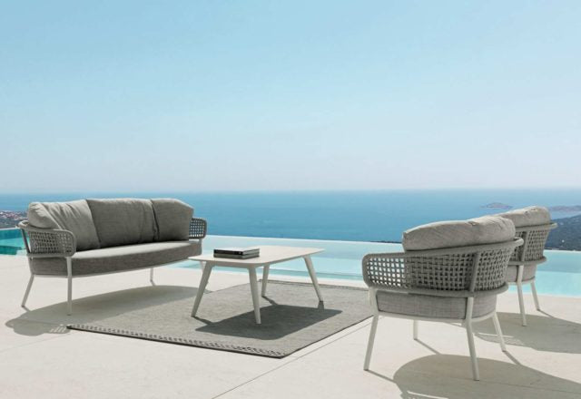 Moon Alu sofa in alluminio da esterno Talenti design relax