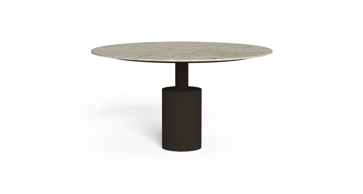 Edwin outdoor dining table by Talenti 