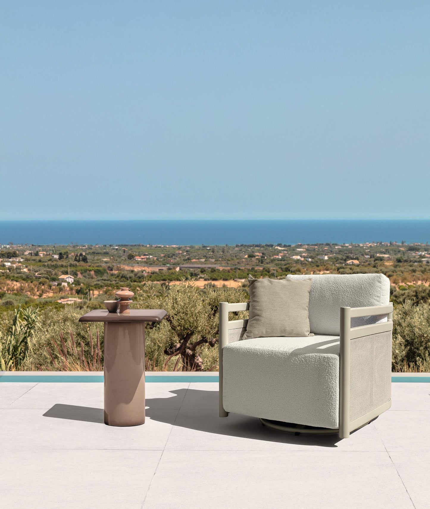 Edwin outdoor living armchair by Talenti 