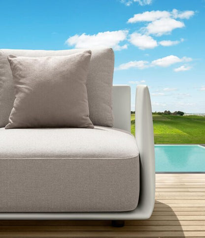 Male modular outdoor sofa by Talenti 