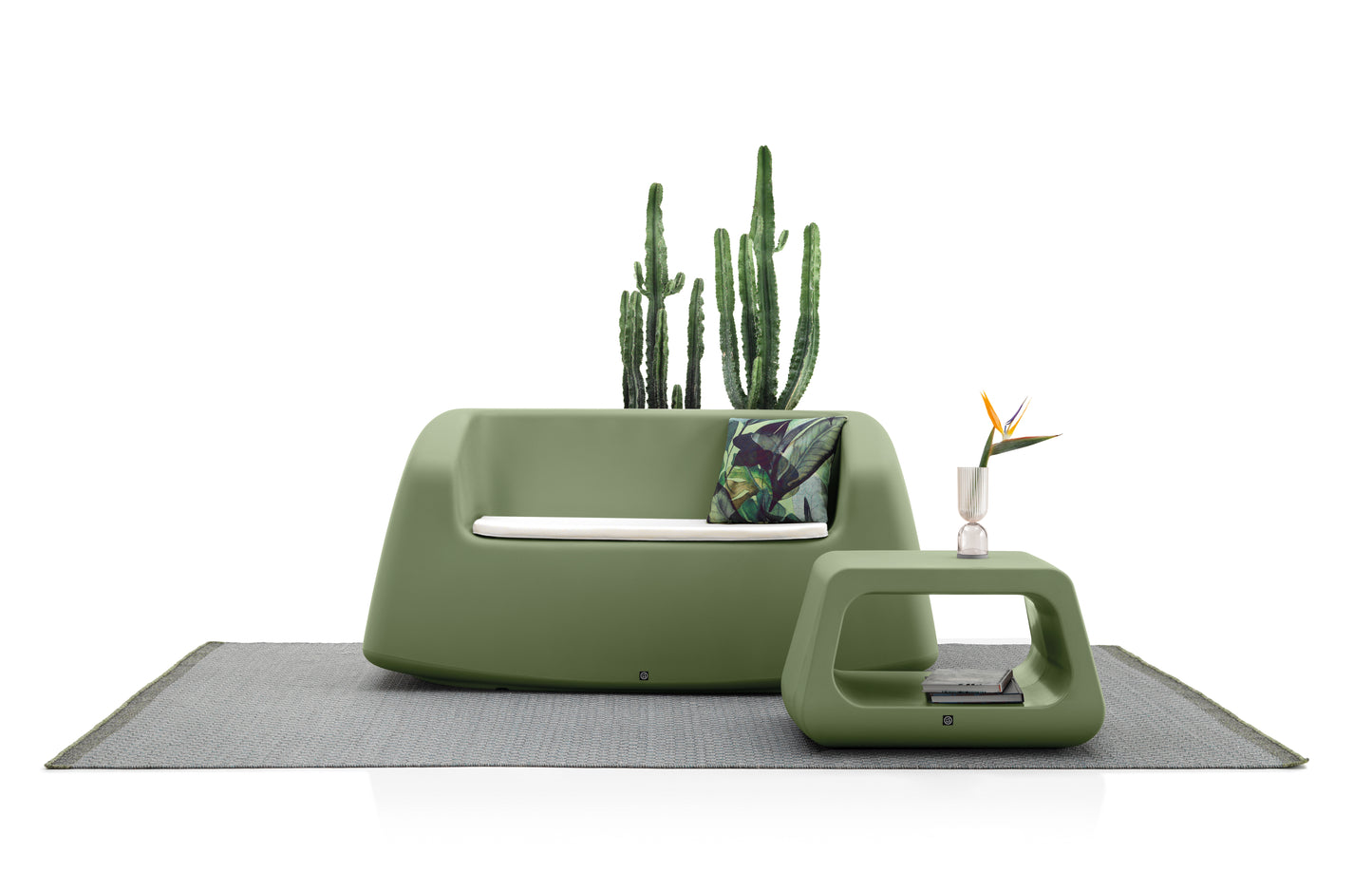 Lyxo Sugar Outdoor Coffee Table 