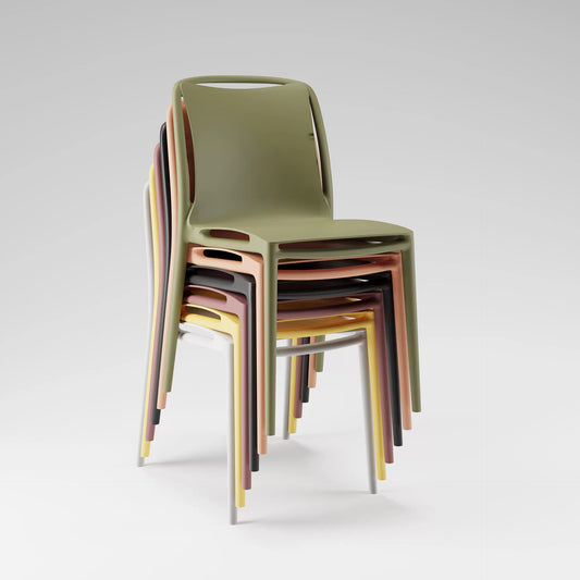 Sedia in resina da esterno Velair impilabile colorata horeca