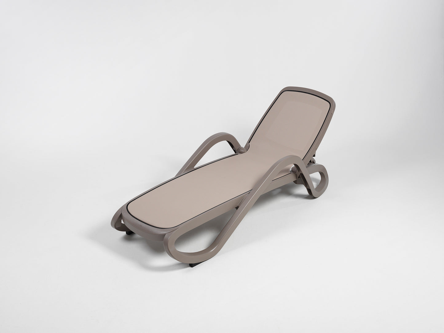 Lettino in resina fiberglass Omega Nardi Genco Outdoor